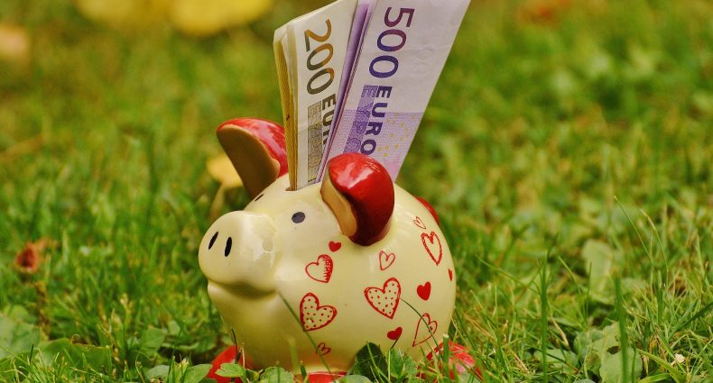 heizkosten-sparen-heizen-heizkoerper-entlueften-bautrocknung-duregger-luftfeuchtigkeit-lueften-bautrockner-mieten-muenchen